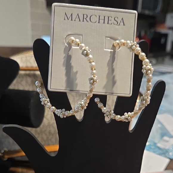 NWT Marchesa Silver and Pearl Embellished Hoop Earrings - Picture 1 of 3